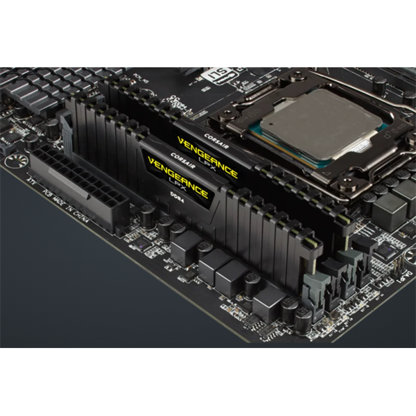CORSAIR Memória VENGEANCE DDR4 32GB 3600MHz C16 LPX (Kit of 2), fekete