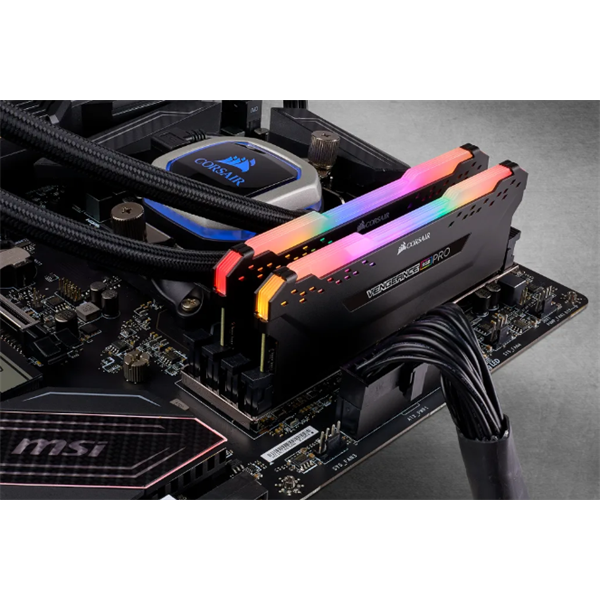 CORSAIR Memória VENGEANCE RGB DDR4 16GB 3200MHz C16 (Kit of 2), fekete