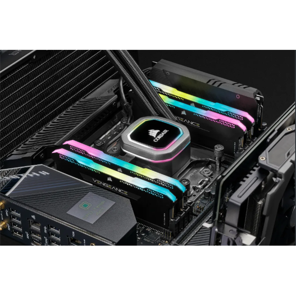CORSAIR Memória VENGEANCE RGB PRO DDR4 32GB 3600MHz C18 SL (Kit of 2), fekete