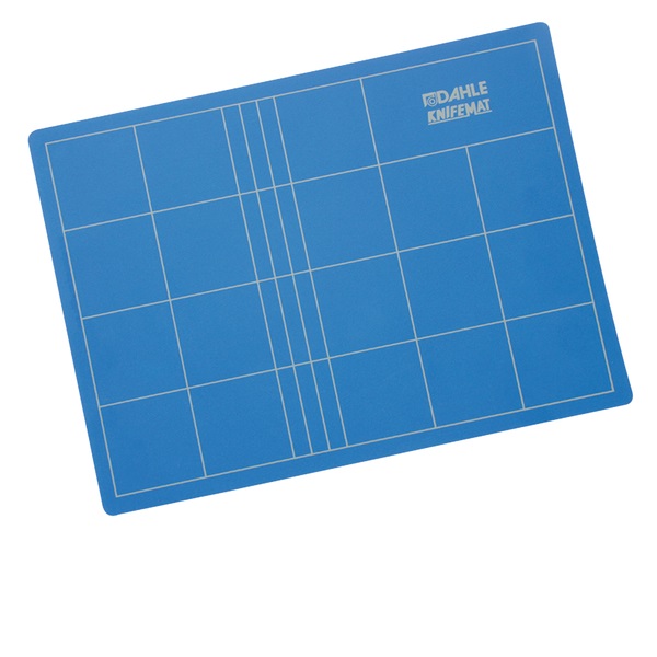 DAHLE Dekoratőr tábla 10692, A2, 45x60cm (Self-healing cutting mat with non-cuttable core)