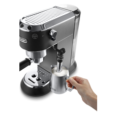 DeLonghi EC685.BK Dedica presszókávéfőző 15 bar, 3 szűrő:1 - 2 személyes és E.S.E., thermoblock, csészemelegítő