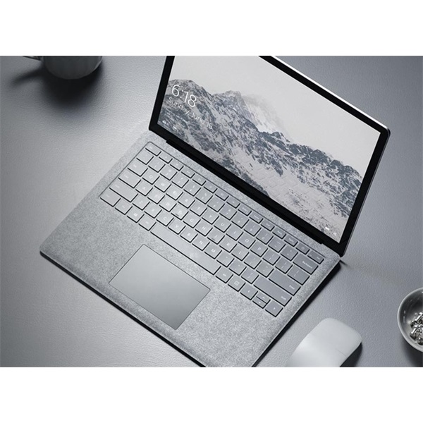 Microsoft Surface Laptop - 13.5