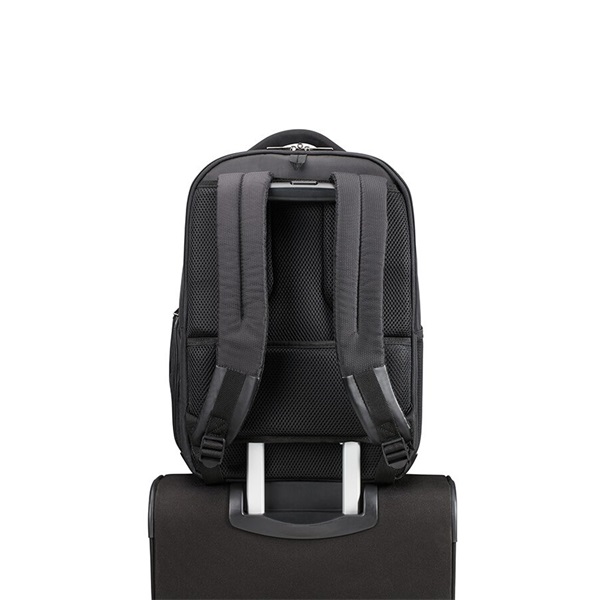vectura evo laptop backpack 15.6