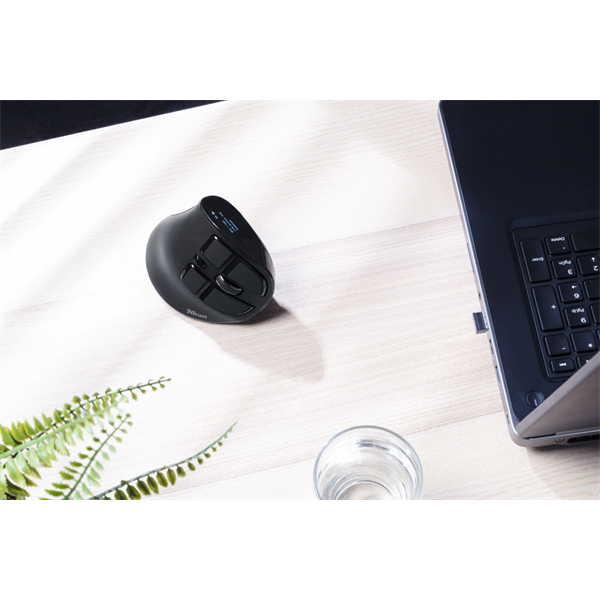TRUST Vezeték nélküli tölthető ergonomikus egér 23731 (Voxx Rechargeable Ergonomic Wireless Mouse)